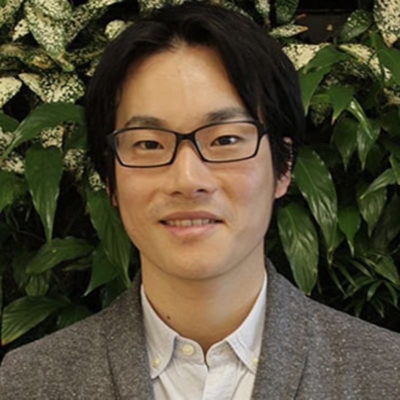 卒業生 米岡孝さん