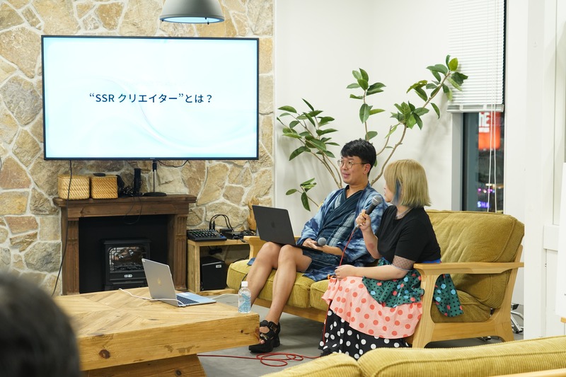 イベント参加者がUI/UXについて学ぶ様子