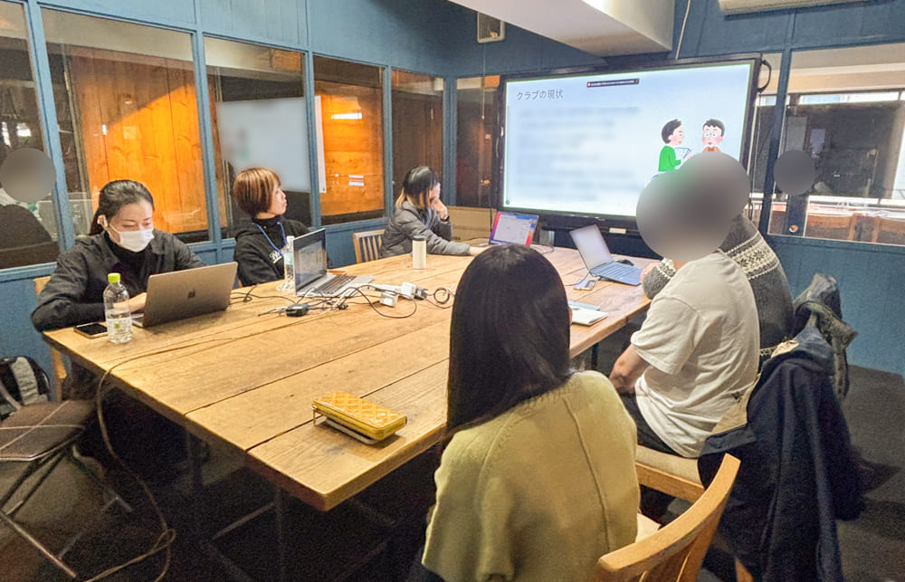 Webデザイナー専攻8月生の「卒業制作企画講評会」開催レポート