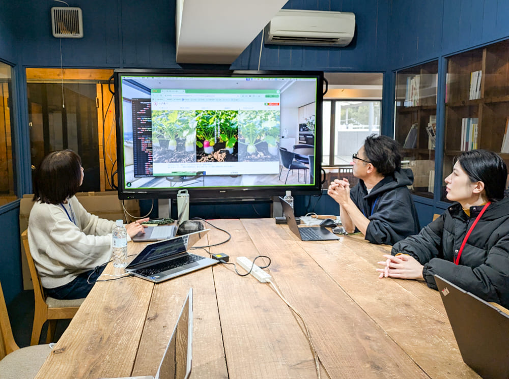 Webデザイナー専攻6月生の卒業制作発表会レポート