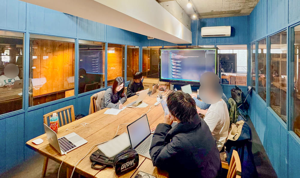 Webデザイナー専攻8月生「卒業制作コーディング講評会」開催レポート