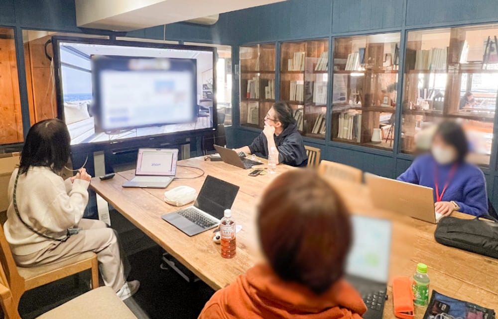 Webデザイナー専攻10月生「第5回 卒業制作企画講評会」開催レポート