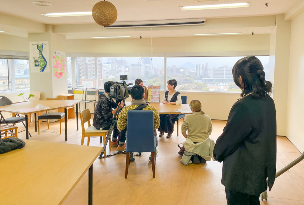 デジタルハリウッドSTUDIO広島のオーナー・久保田涼子先生が、広島テレビの番組「てっぺん」に出演されます