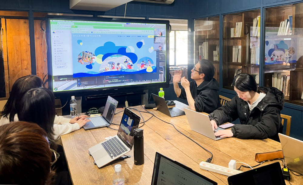 Webデザイナー専攻10月生「第7回 卒業制作コーディング講評会」レポート