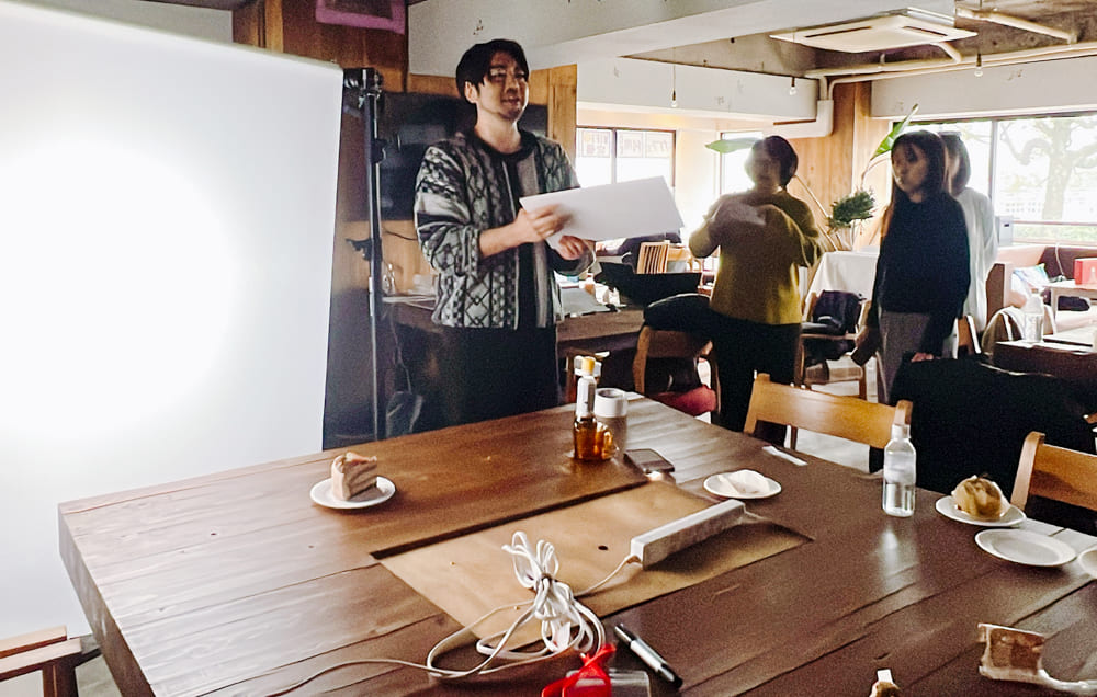 【交流イベント】グラフィック講座 佐藤先生主催「Tea Room 第3回｜美味しいケーキを楽しみながら写真を学ぼう」