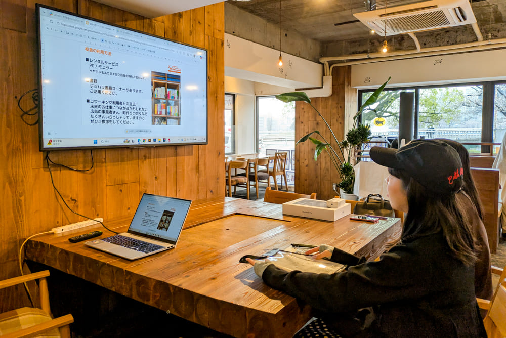 Webデザイナー専攻4月生「入学オリエンテーション」＆12月生「卒業制作企画講評会」レポート