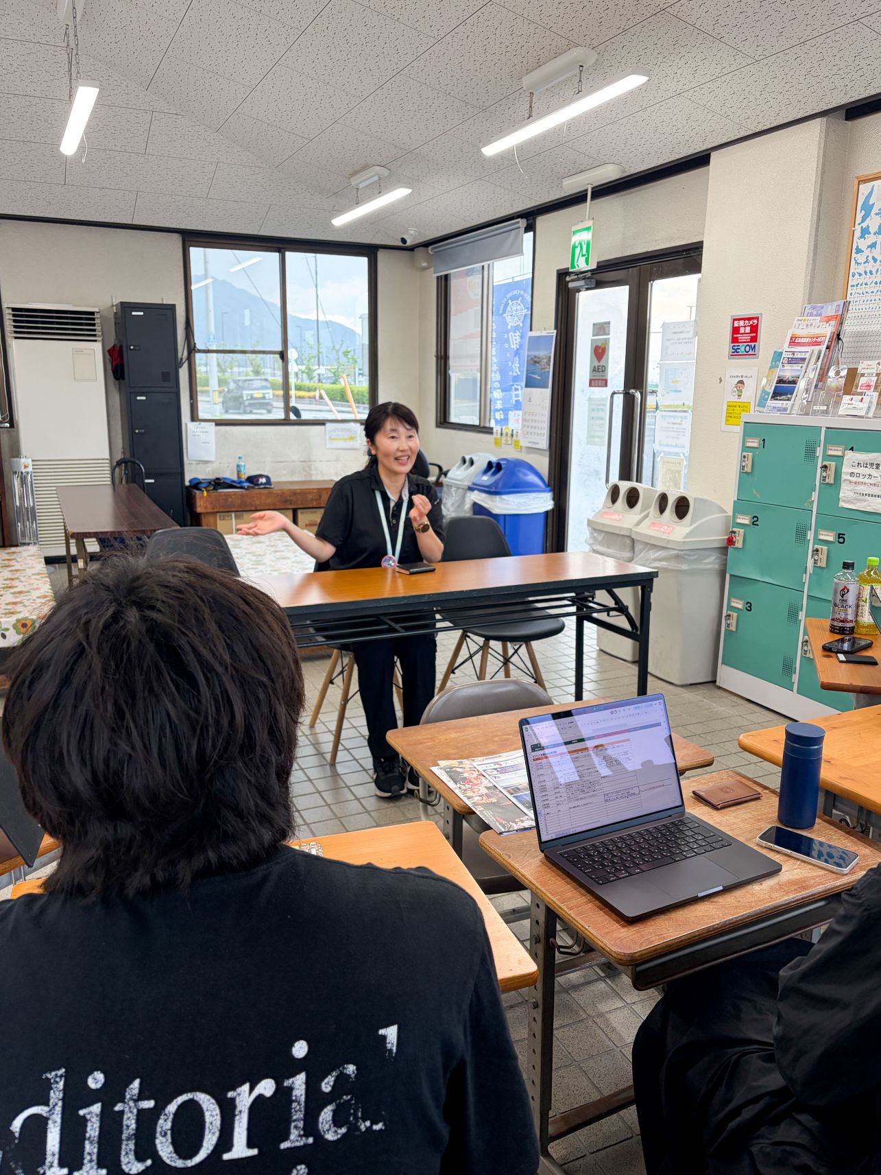 グラフィック講座4月生が阿多田島汽船を視察・ヒアリング