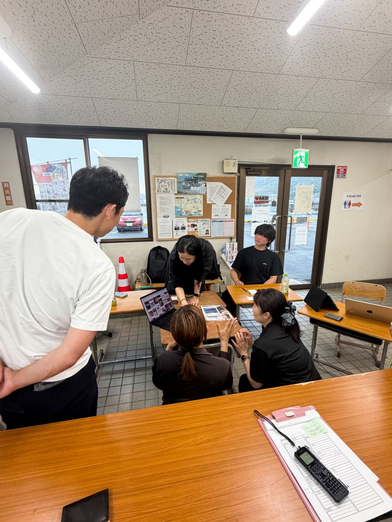 グラフィック講座4月生が阿多田島汽船を視察・ヒアリング