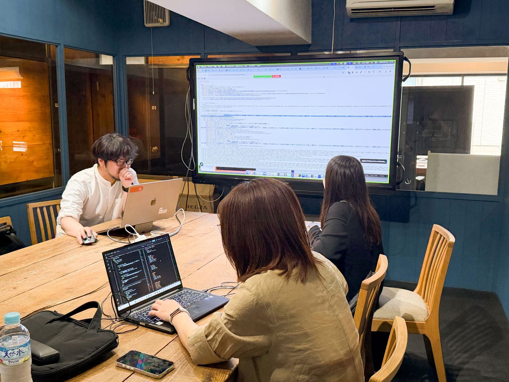 Webデザイナー専攻12月生「卒業制作コーディング講評会」レポート