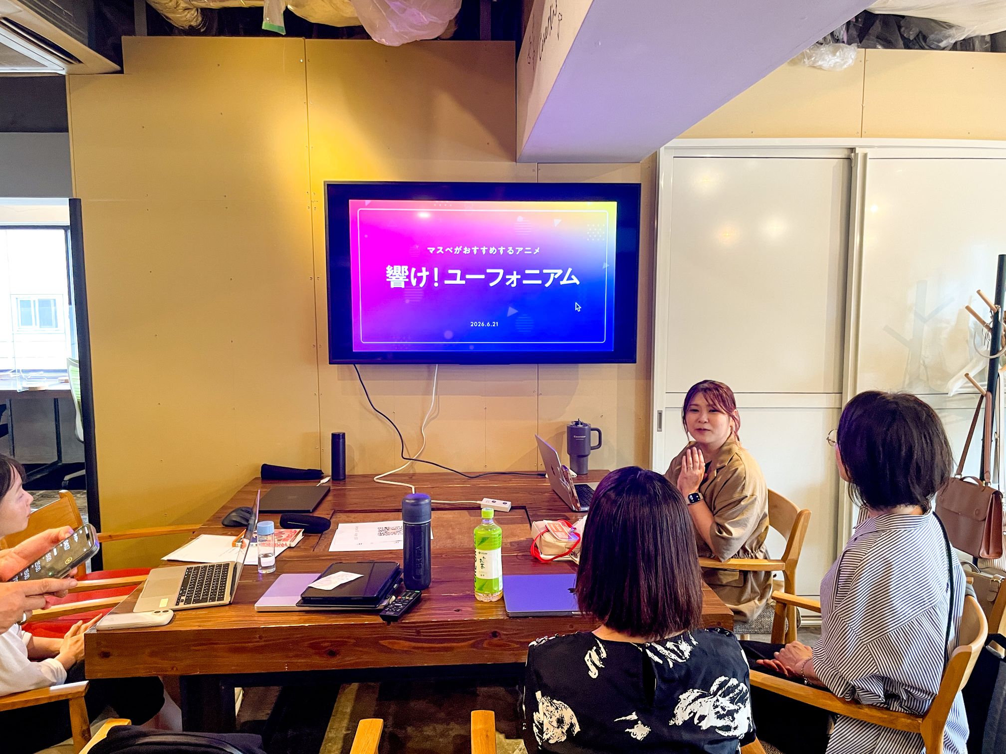 【交流イベント】美味しいケーキを食べながらマンガ（アニメ）のプレゼンをしてみよう！「第6回 佐藤先生のtearoom」開催レポート