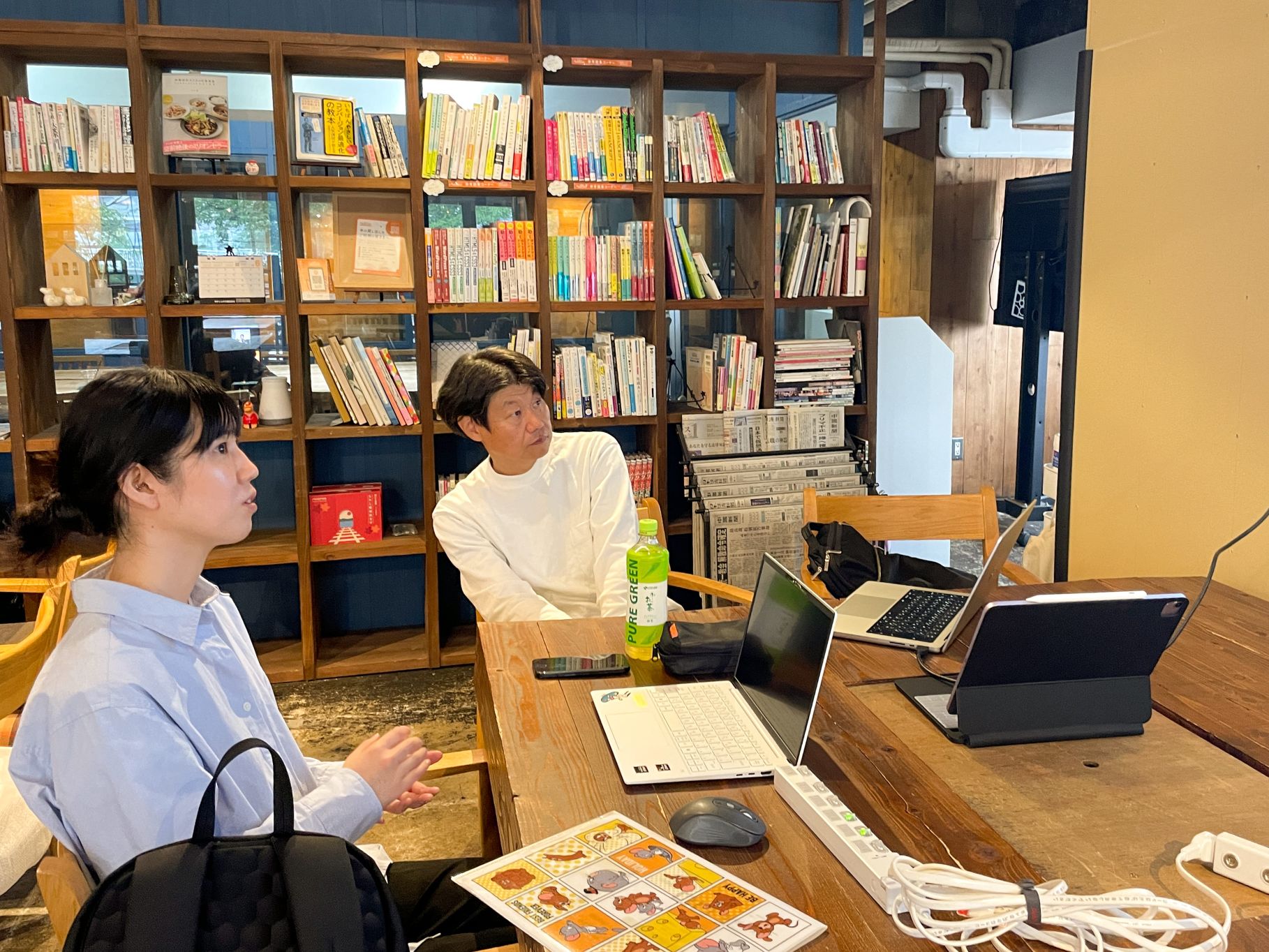 グラフィック講座6月生「名刺制作講評会」レポート