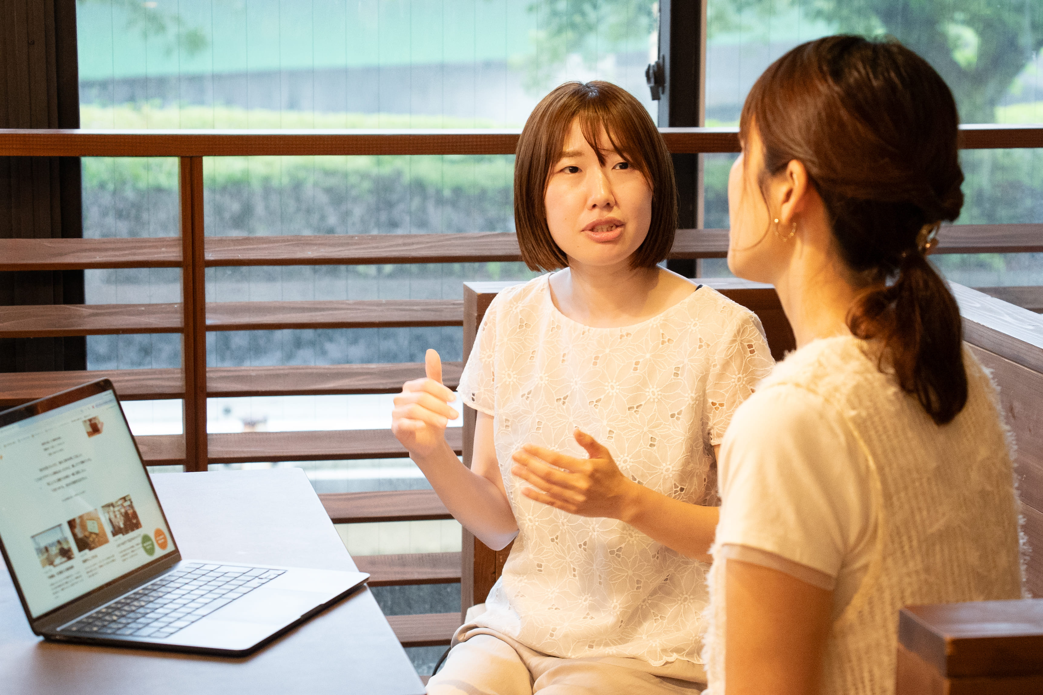 【卒業生インタビュー】管理栄養士から「食をデザインする」キャリアへ。Webデザインを学んで見つけた新しい自分