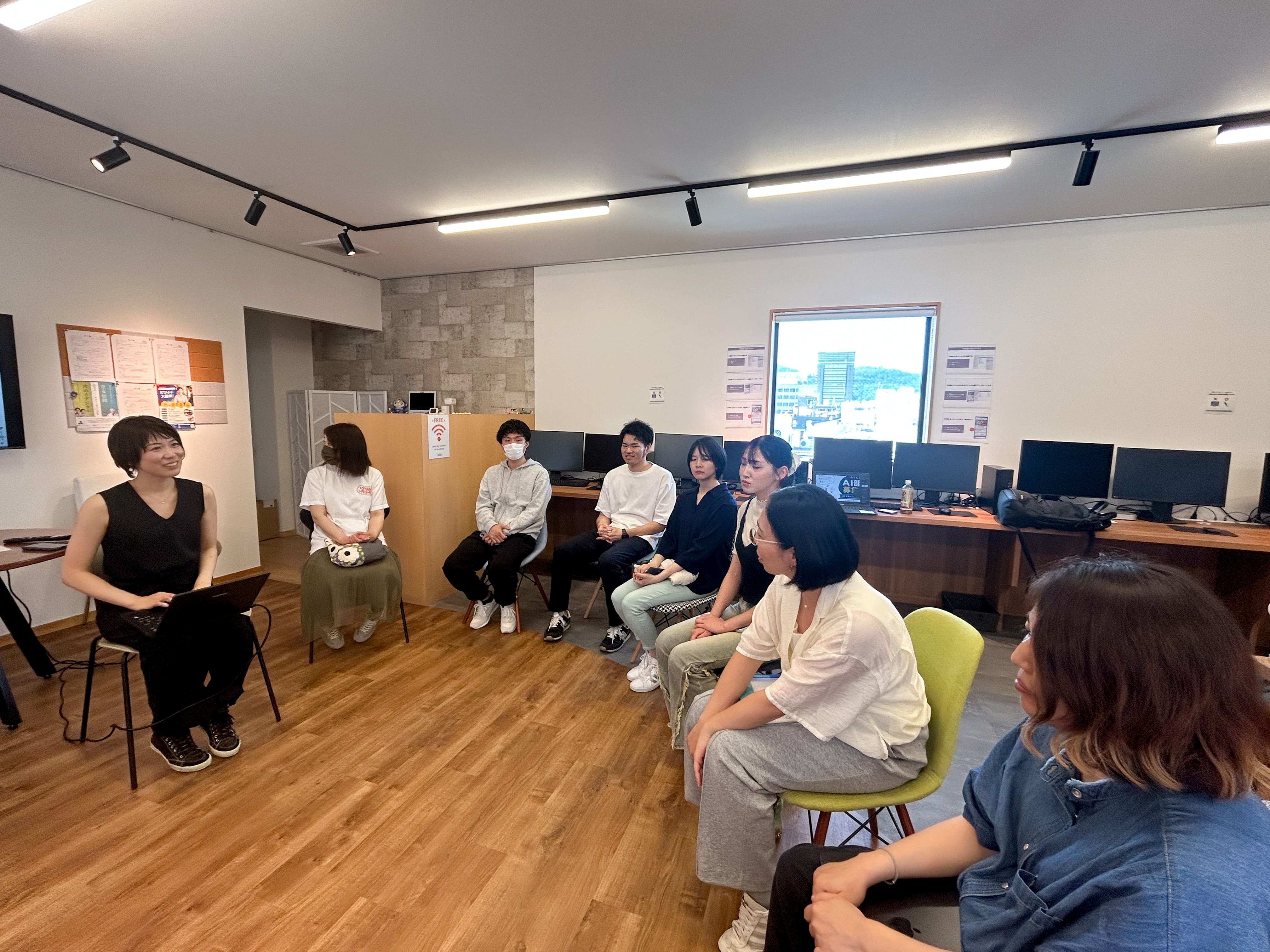 「AI時代に求められるデザイナーとは？」STUDIO福島「3周年記念セミナー」にSTUDIO広島オーナー久保田涼子先生が登壇