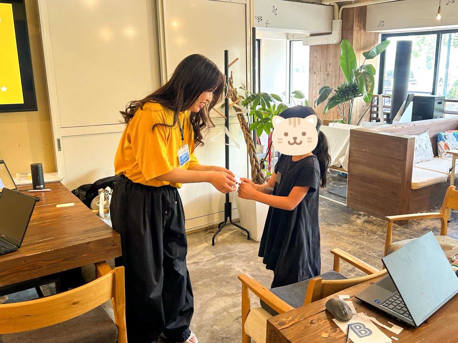 小学生がWebデザイナーに！親子で「歯医者さんのホームページ制作」に挑戦しました【ジョブジョビー！×デジタルハリウッドSTUDIO広島】