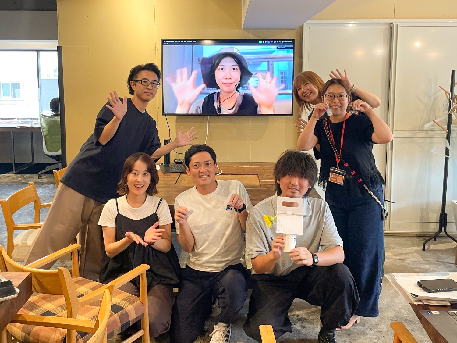 グラフィック講座4月生「卒業制作発表会」レポート