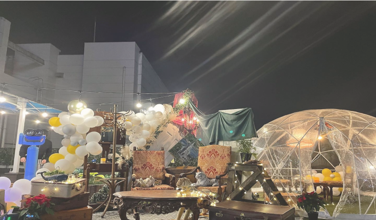 テント飾り付け