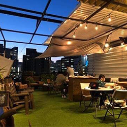 スカイテラス夜の様子